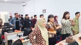 Foto : Pelantikan DPW PROPAMI Jambi Raya Masa Bakti 2024-2027 dan PPL Bagi Pemegang Izin Perseorangan WPPE di Gedung Bursa Efek Indonesia - Jambi (5/7/24). . (Doc.Ist)